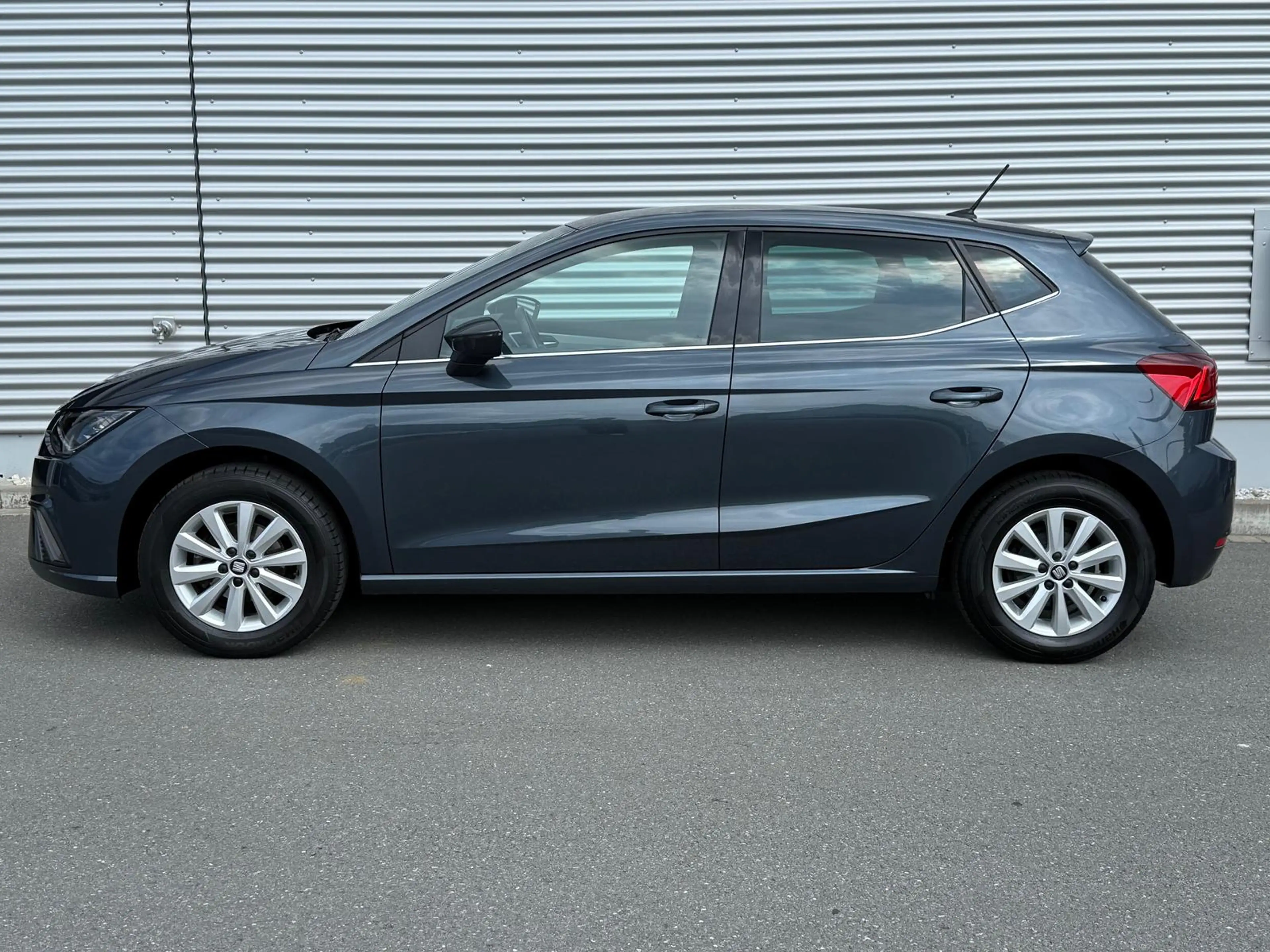 SEAT Ibiza 1.0 TSI 95 PS Xcellence KAMERA/NAVI/LED — photo 6