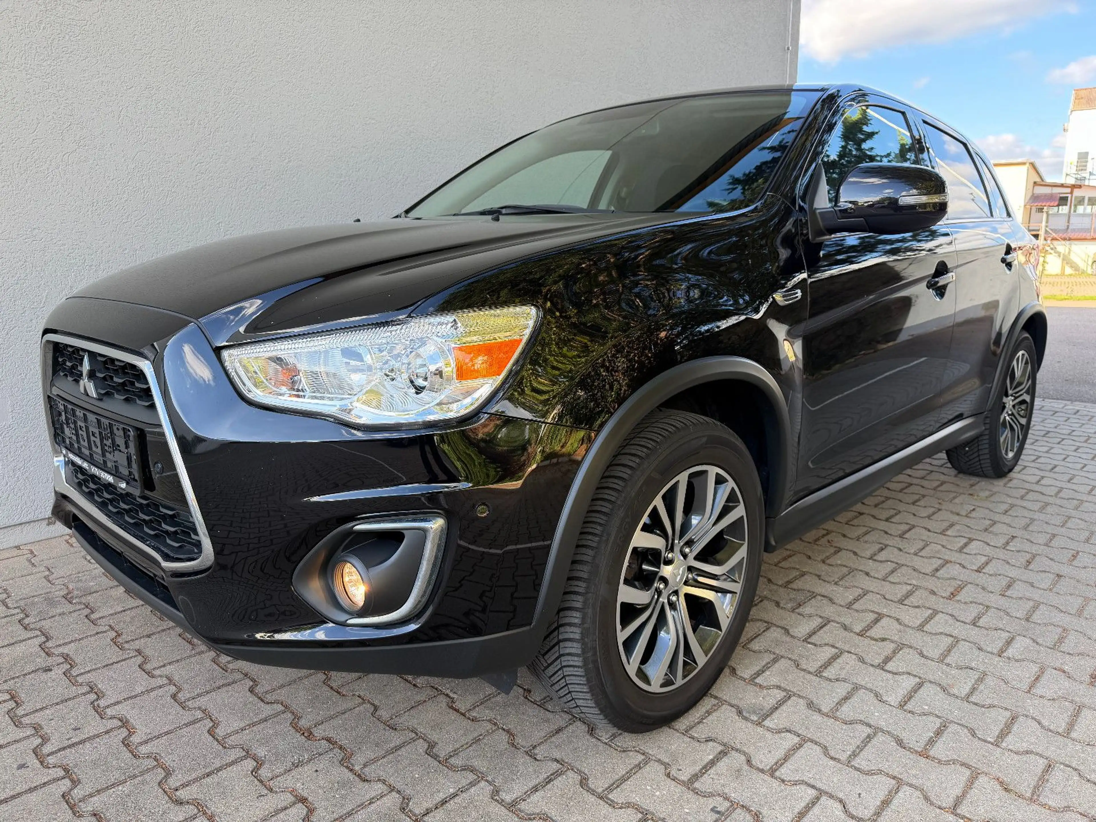 Mitsubishi ASX SUV-Star 2WD — photo 2