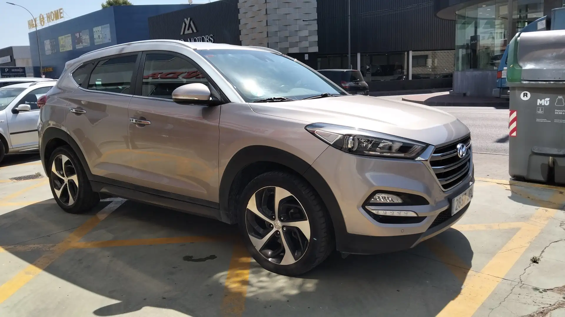 Hyundai TUCSON 2.0CRDI BD Tecno 4x2 Blanc - 1
