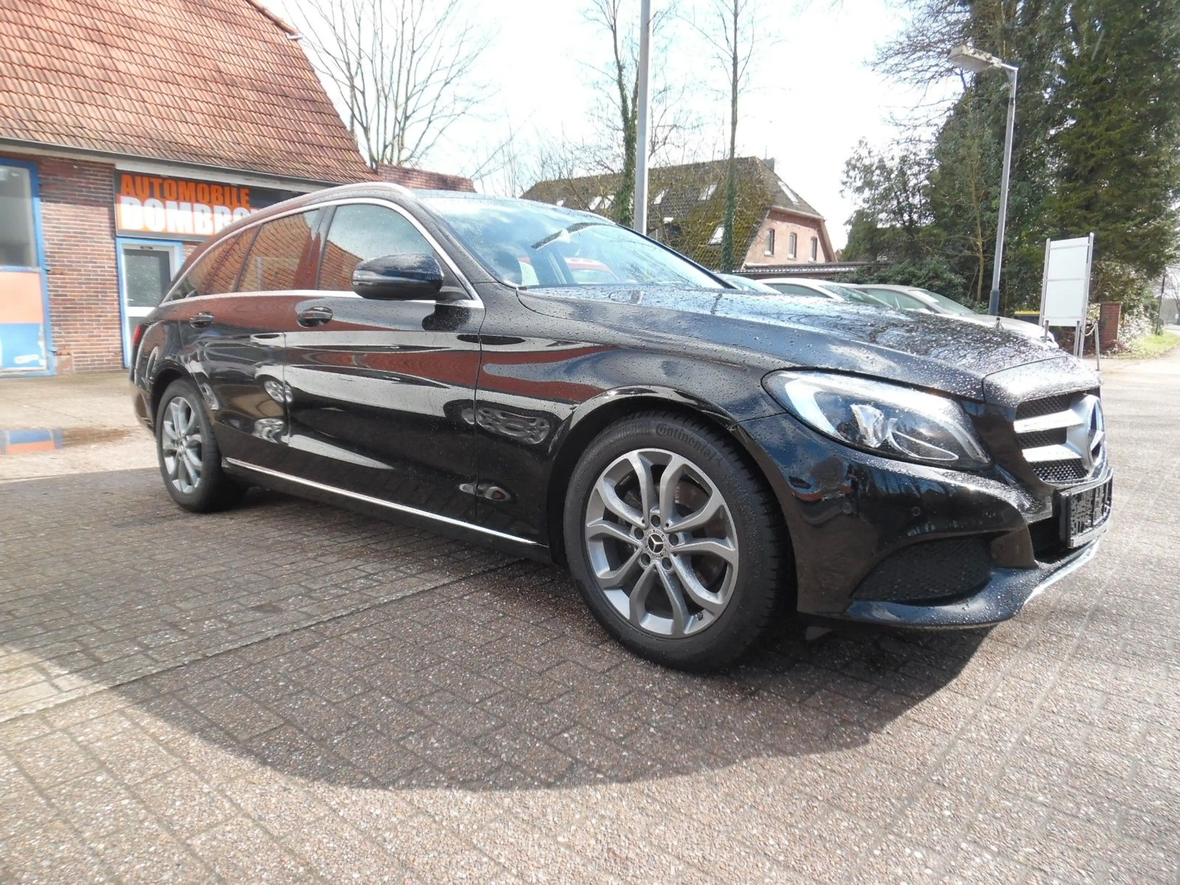 Mercedes-Benz C 180 C T-Modell C 180 T CGI*Navi*SZH*Schaltw.