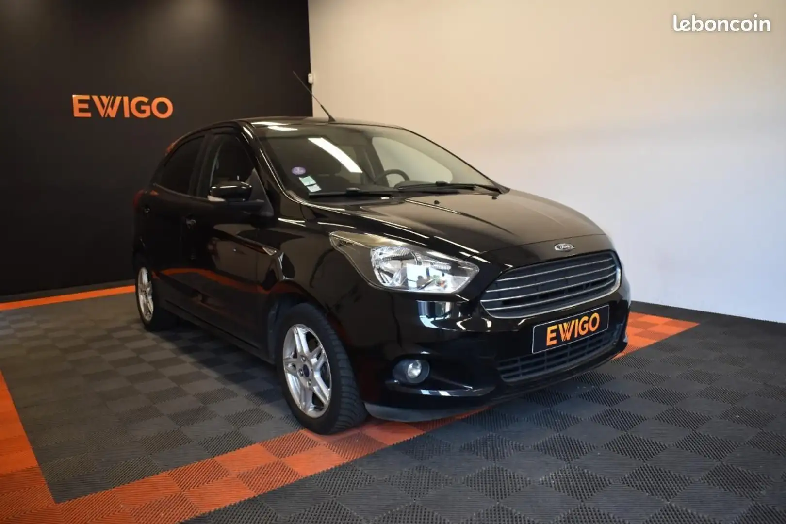 Ford Ka/Ka+ Ka+ + 1.2 TIVCT 85 ULTIMATE Noir - 1