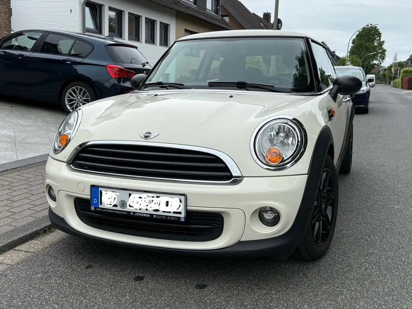 MINI One Mini One Beige - 1
