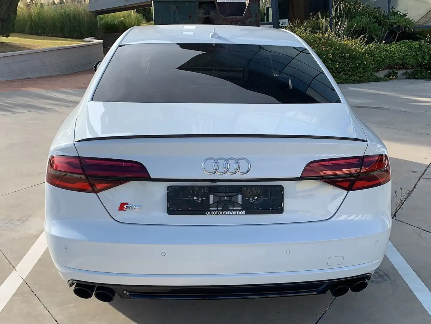 Audi S8 S8 plus 4.0 TFSI quattro Tiptronic Plus Белый - 1