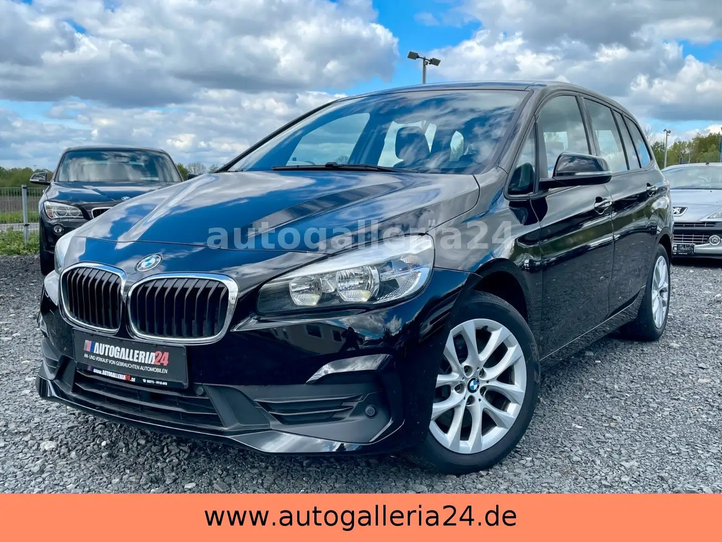 BMW 218 Aut. Navi 17"LMR Scheckheft 1HD Siyah - 1