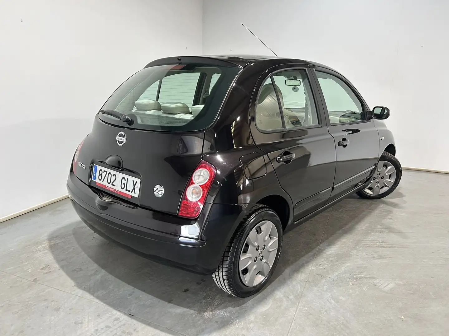 Nissan Micra 1.2G 82CV Negro - 2