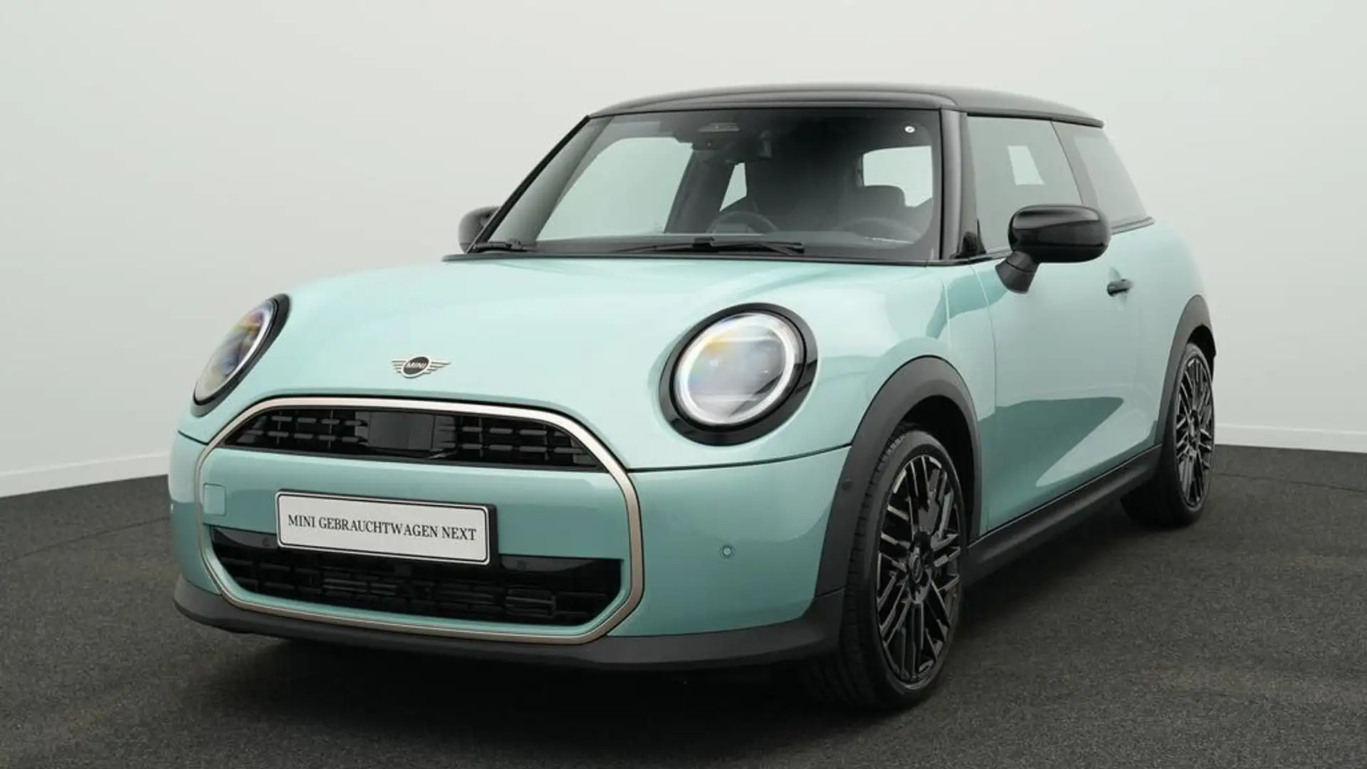 MINI Cooper C Favoured Trim Vert - 1