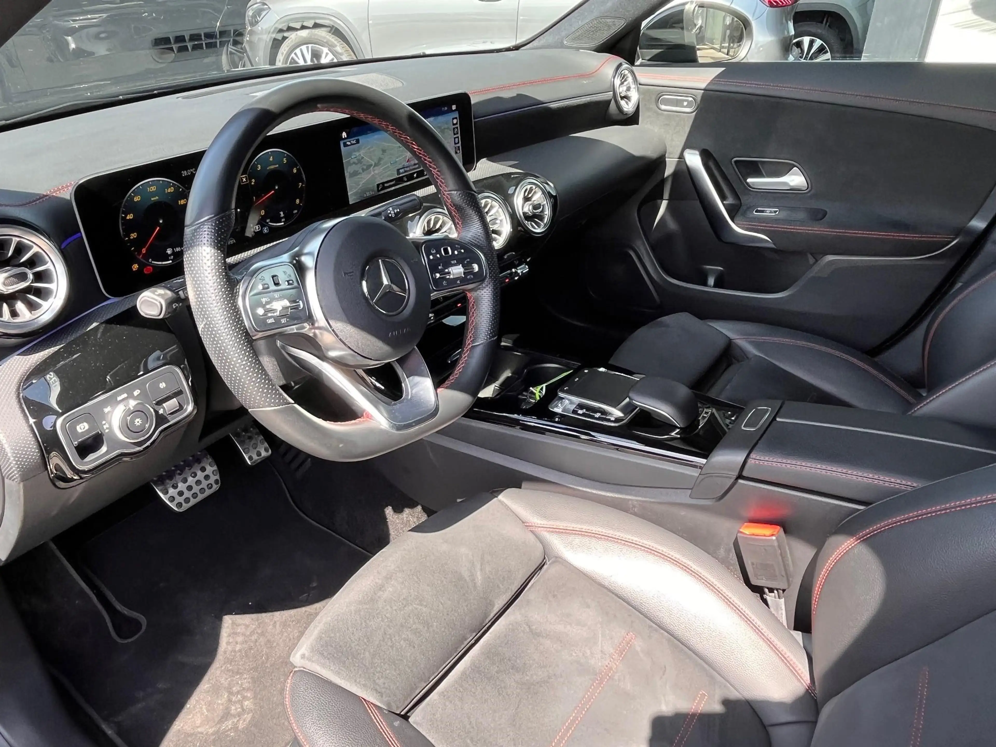 Mercedes-Benz CLA 220 Shooting Brake AMG Shooting Brake — photo 9