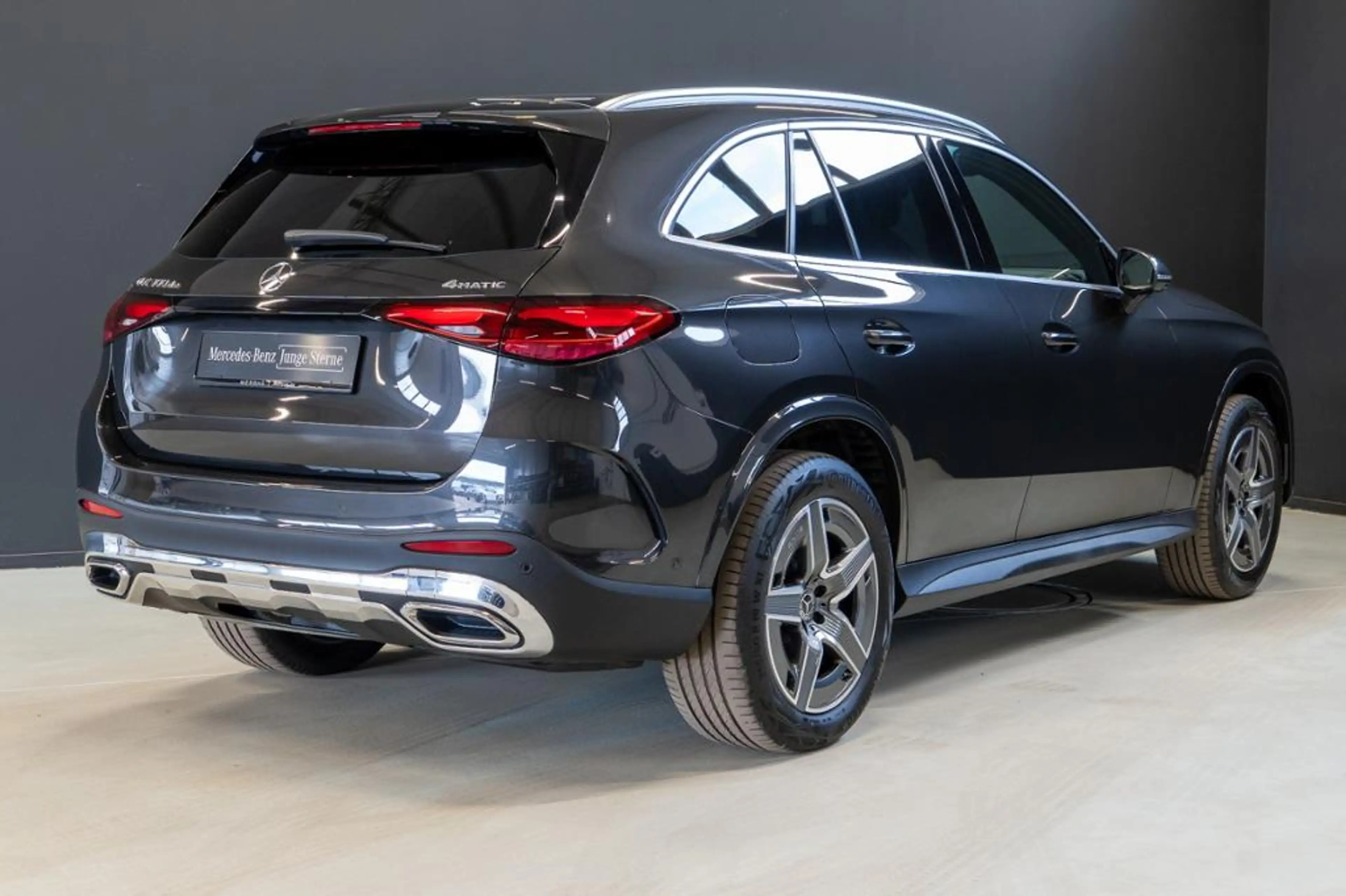 Mercedes-Benz GLC 300 de 4M *AMG Digital AHK Distron 360° Head — photo 3
