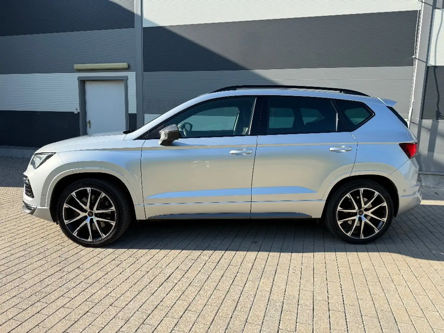 CUPRA Ateca Ateca 2.0 TSI 4Drive DSG Silber - 1