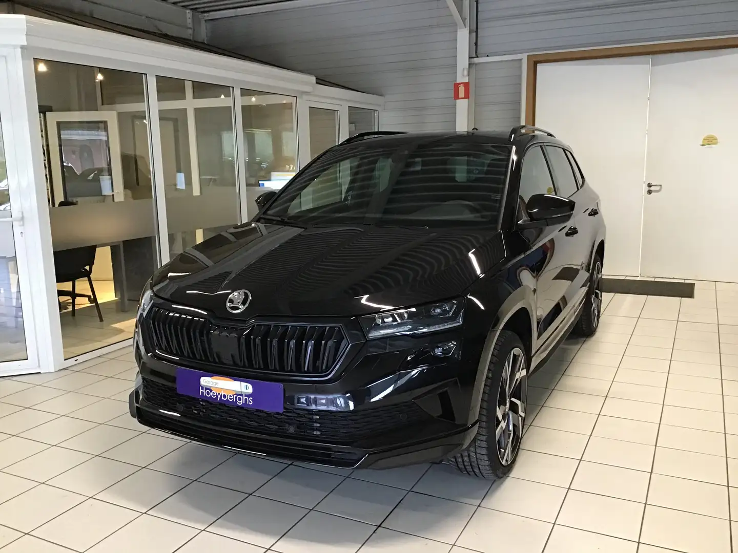 Skoda Karoq 1.5 TSI Sportline AUTOMAAT BJ11/2024 751KM CAMERA Noir - 1