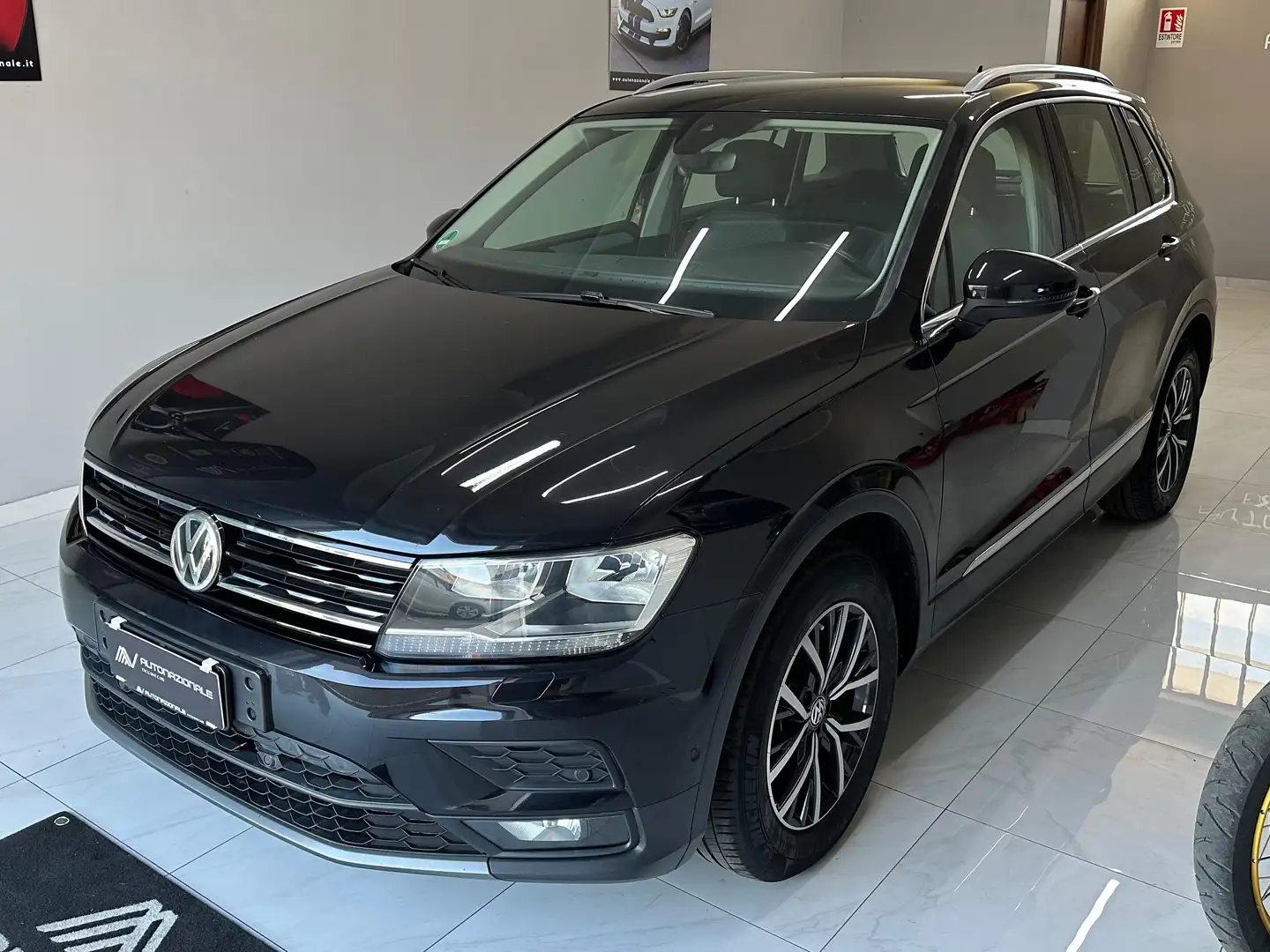 Volkswagen Tiguan 2.0 TDI Comfortline BMT/Start-stop Nero - 1