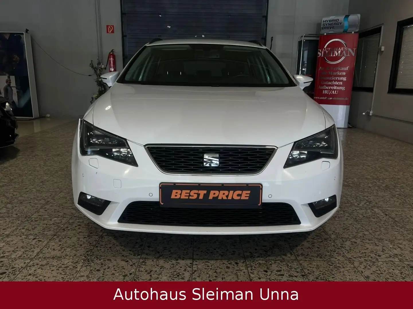 SEAT Leon ST Style 1,6 TDI/Navi/Xenon/Tüv-02-2027 Weiß - 2