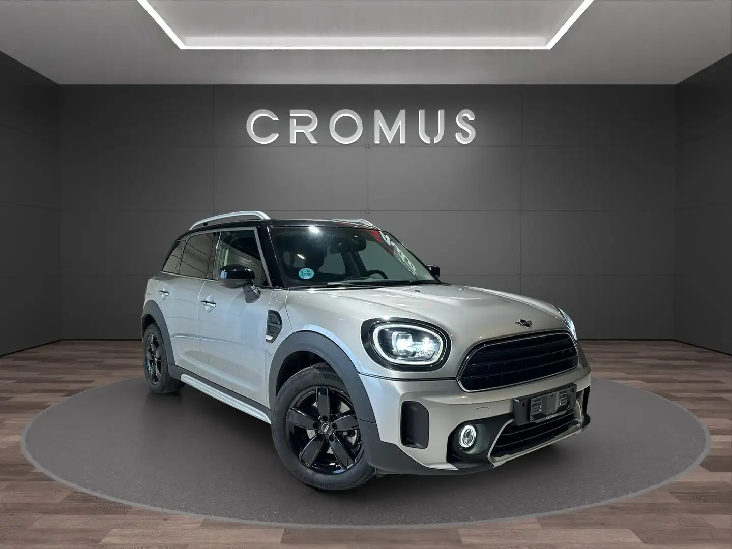 MINI Cooper Countryman 1.5 Essential auto - 2