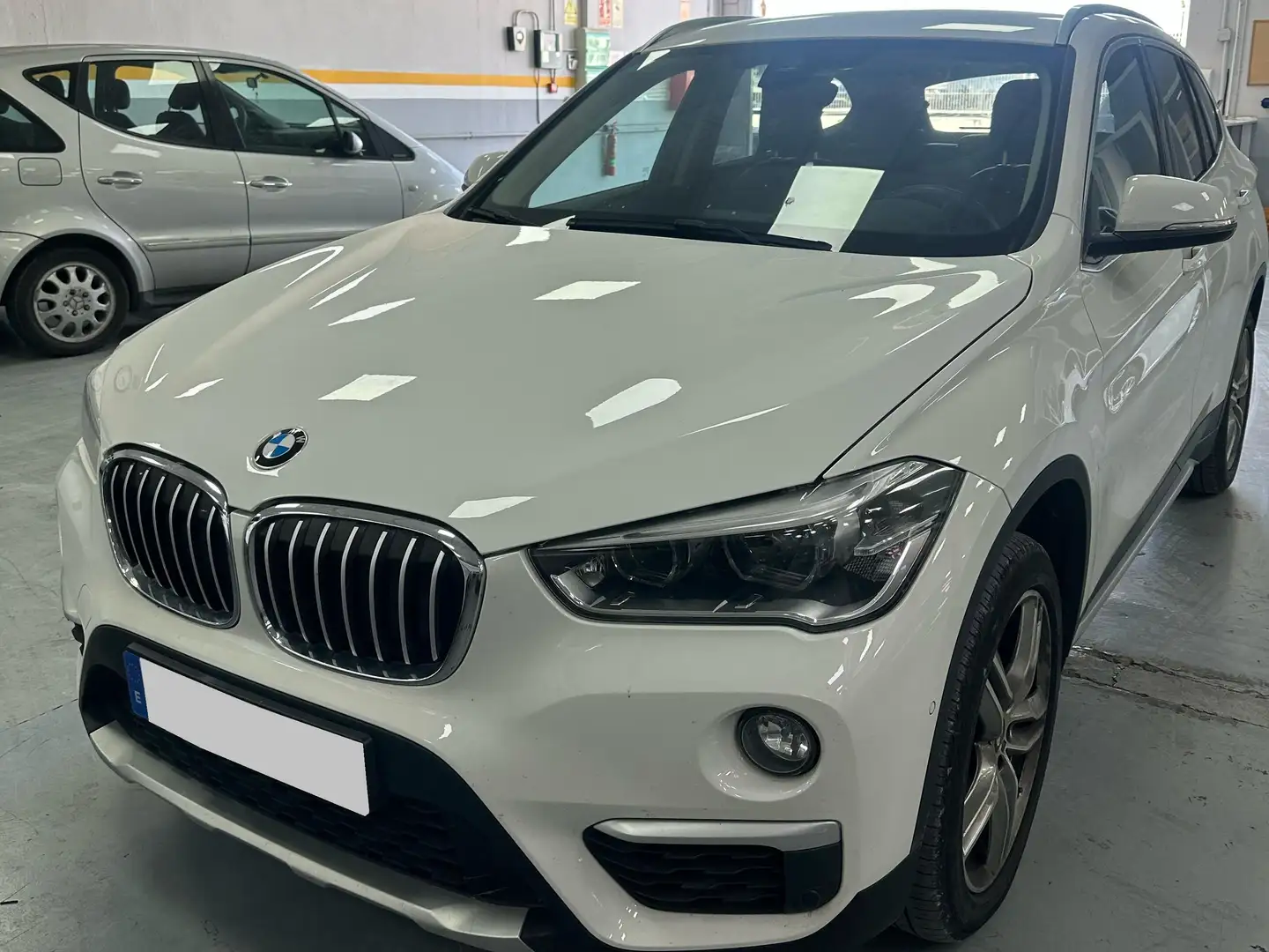 BMW X1 X1 sDrive 18dA Blanco - 1