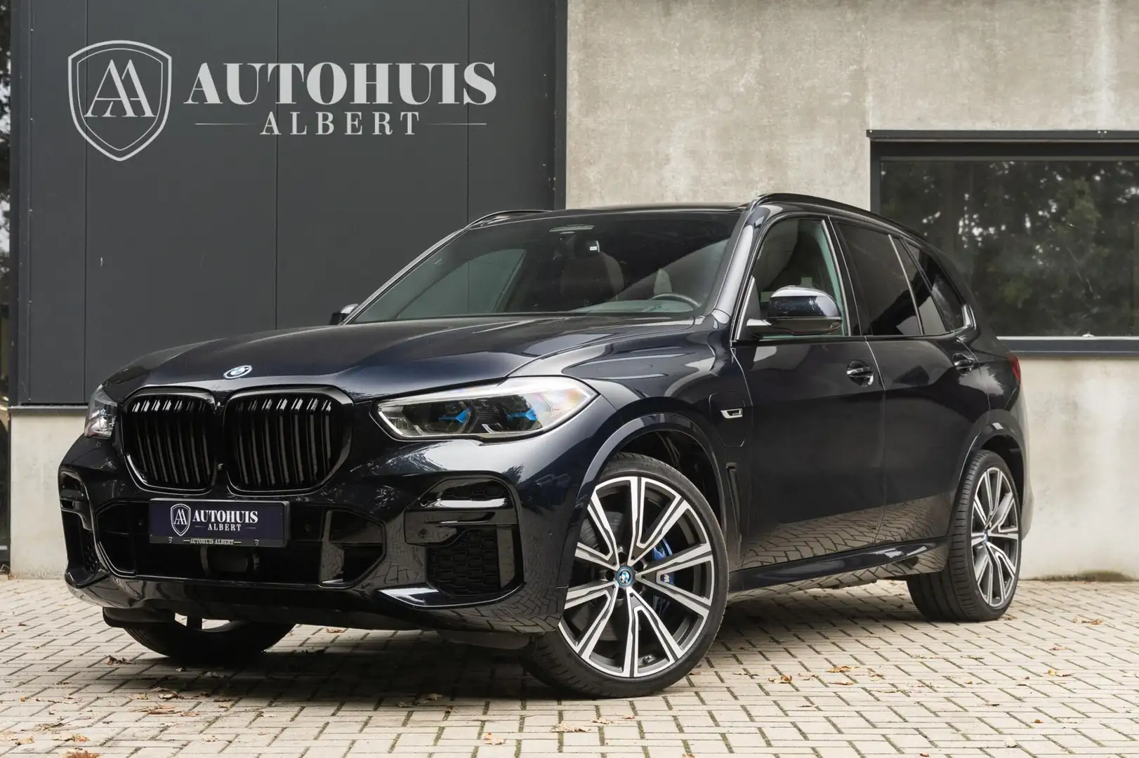 BMW X5 xDrive45e M-Sport B&W Individual 22'' St. Ventilat Blu/Azzurro - 1