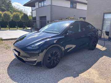 Model Y 72.5 kWh Dual Motor Performance (377 kW)