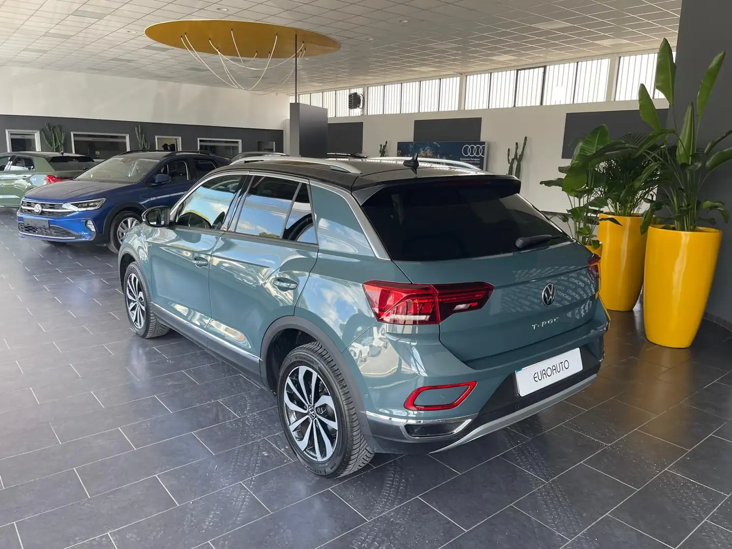 Volkswagen T-Roc T-Roc 2.0 tdi Style 115cv Bleu - 2