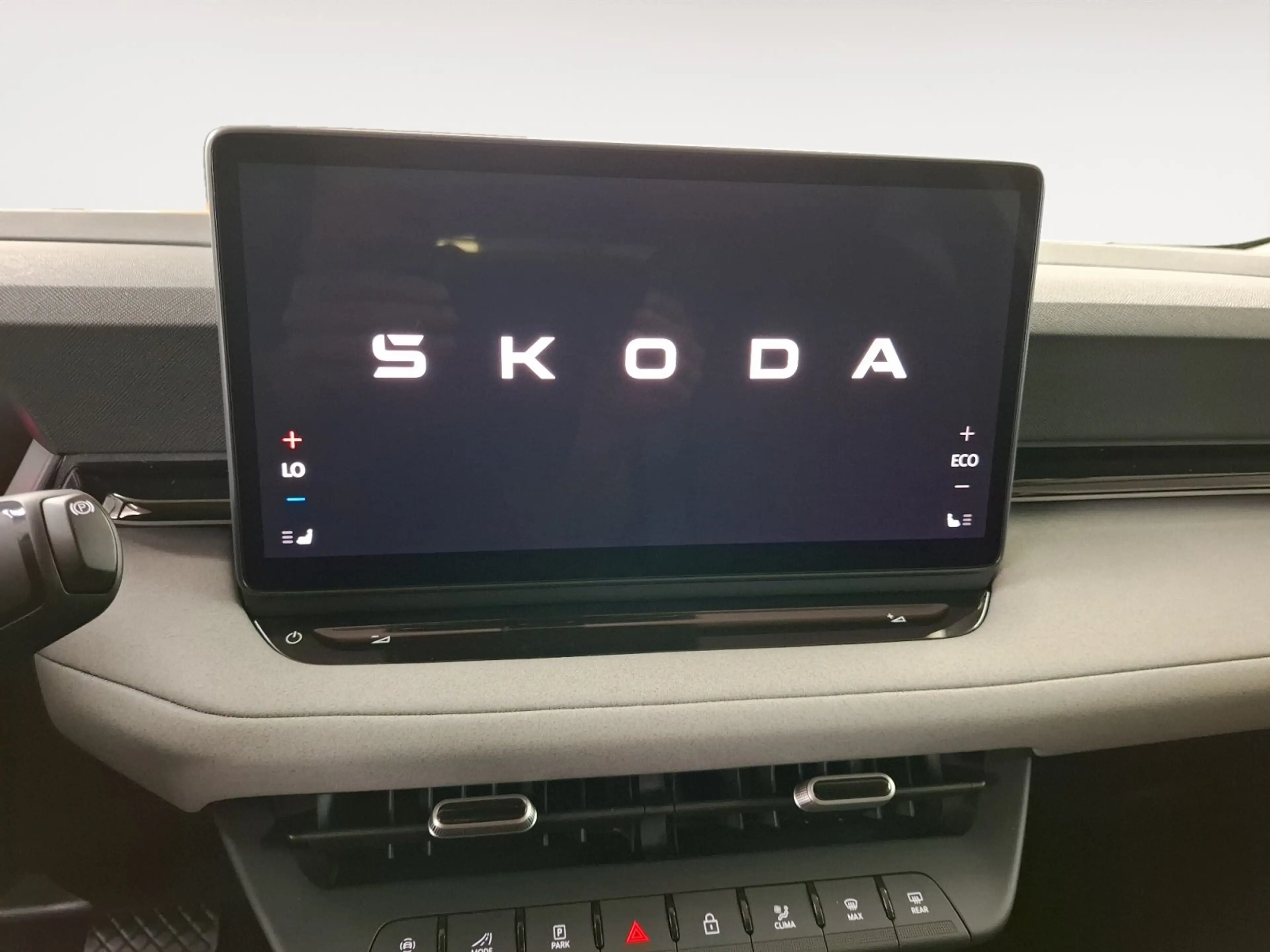 Skoda Epiq 55 Edition Eins ACC/Navi/Kamera/Matrix/SHZ — photo 13