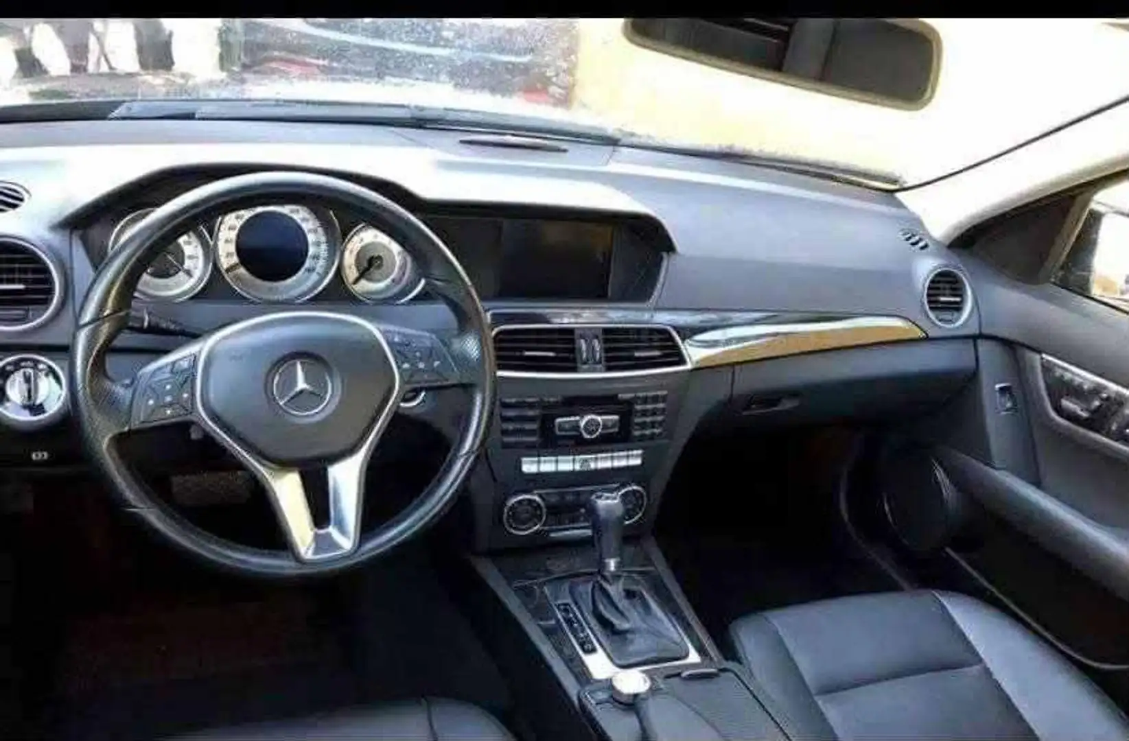 Mercedes-Benz C 350 C 350 BE Avantgarde Edition C Avantgarde Edition C Negro - 2