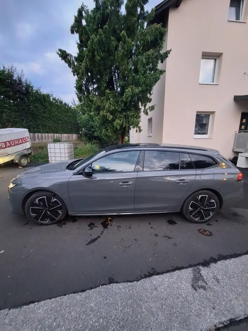 Peugeot 508 SW Hybrid 225 PHEV e-EAT8 GT-Line Aut. - 2