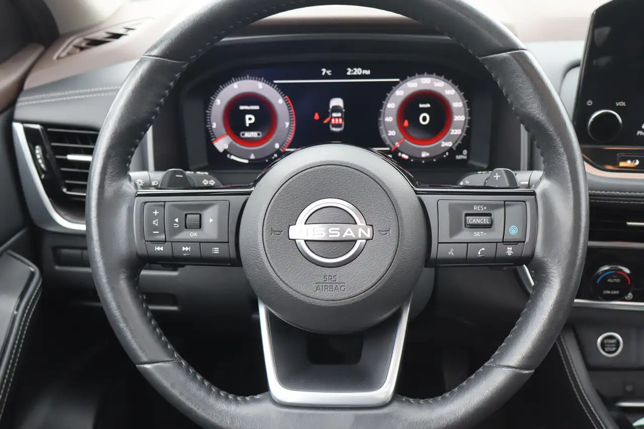 Nissan Rogue снимка Nissan Rogue