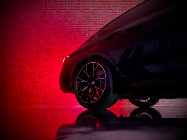 BMW M5 Competition*20%MwSt.ausweisbar*Akrapovic* Ansicht 36