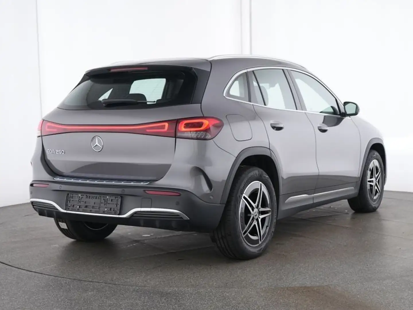 Mercedes-Benz EQA 250 AMG+KAMERA+AMBI+SMARTPHONE+LED+TOTW+DAB+ Grau - 2