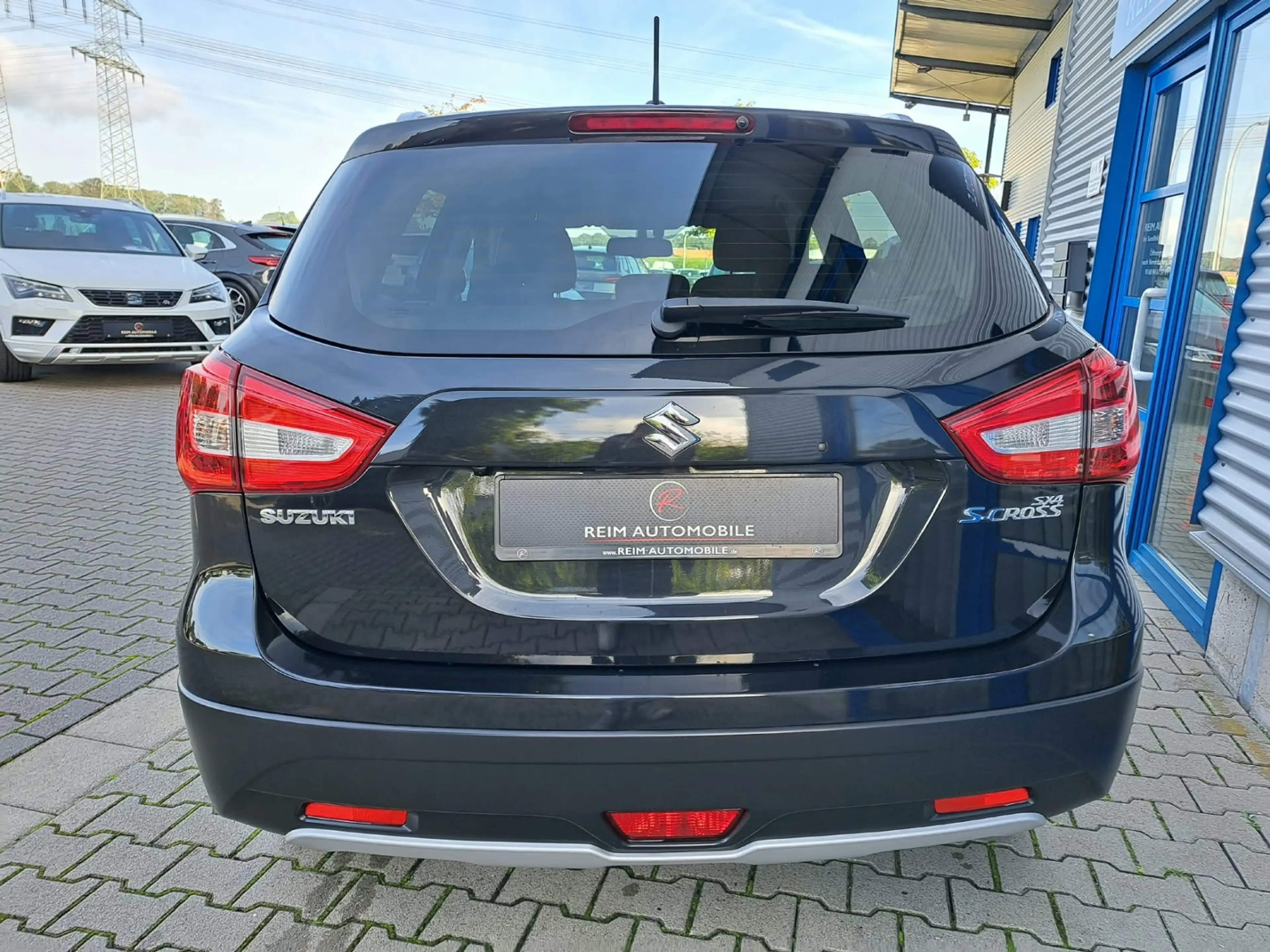 Suzuki SX4 S-Cross 1.0 Automatik "Club" *Nur 45.250 KM* NAVI — photo 4