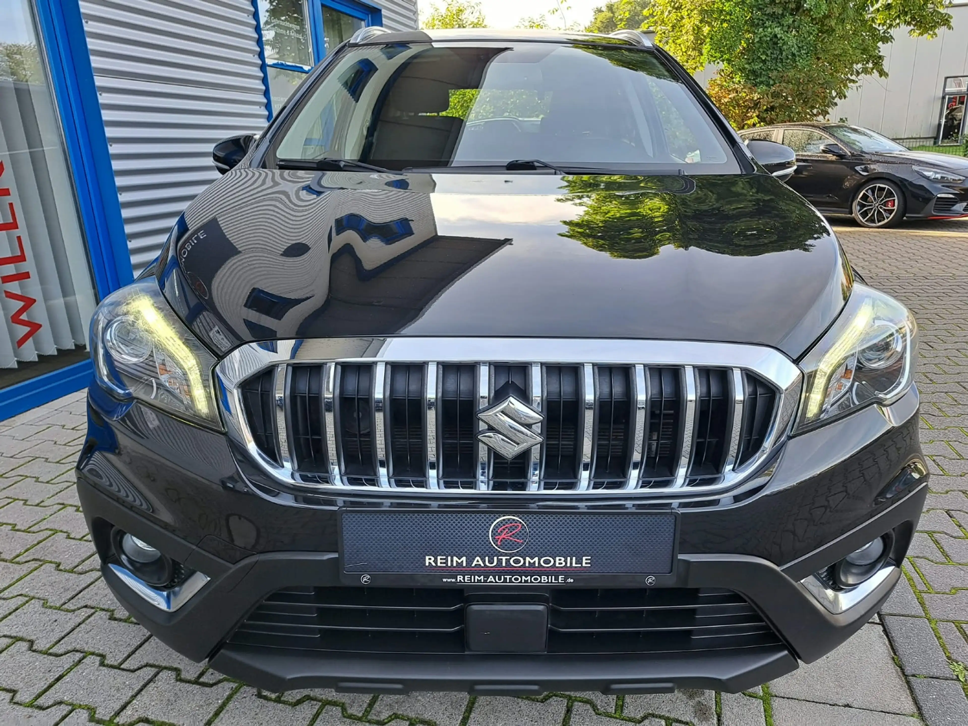 Suzuki SX4 S-Cross 1.0 Automatik "Club" *Nur 45.250 KM* NAVI — photo 8