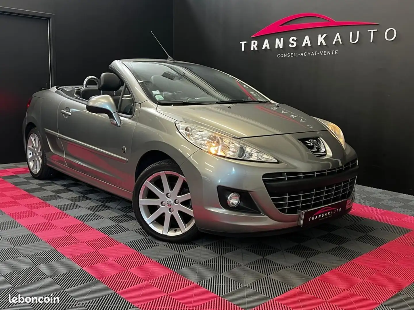 Peugeot 207 1.6 HDi 112ch FAP Roland Garros Gris - 1