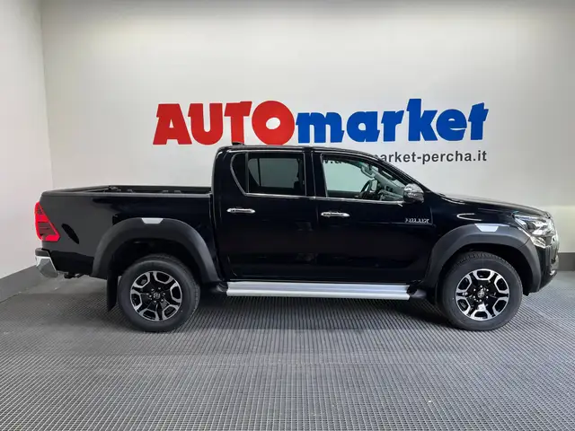 Toyota Hilux 2.8 d double cab Executive 4wd auto