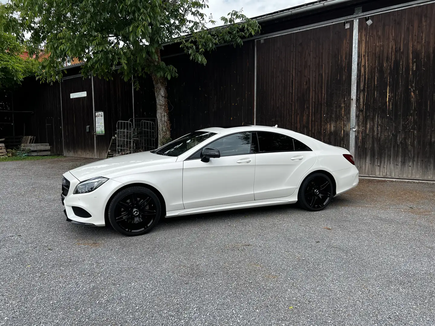 Mercedes-Benz CLS 350 CLS 350 BlueTec / d 4Matic (218.394) White - 2
