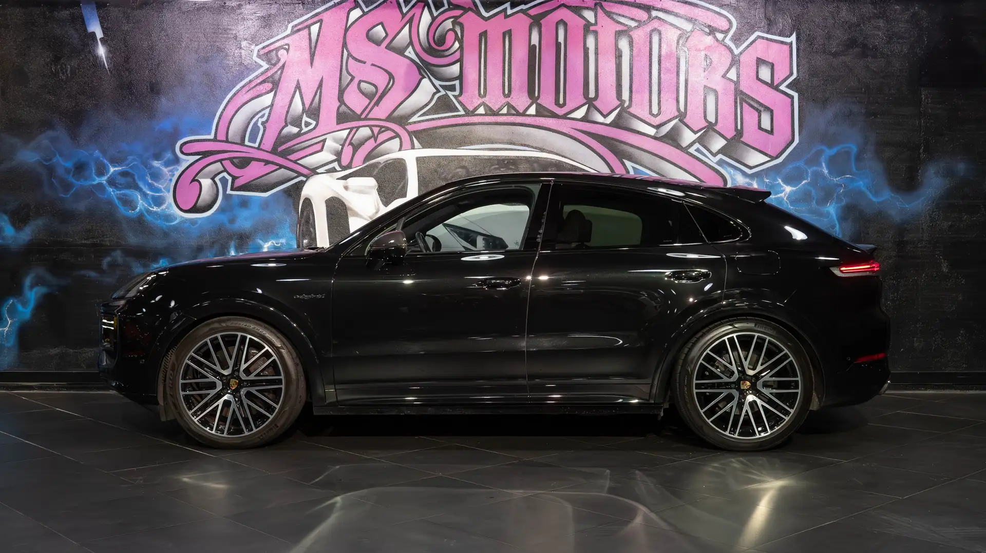 Porsche Cayenne COUPE 4.0 V8 E-HYBRID 740 TURBO TIP TRONIC Zwart - 2