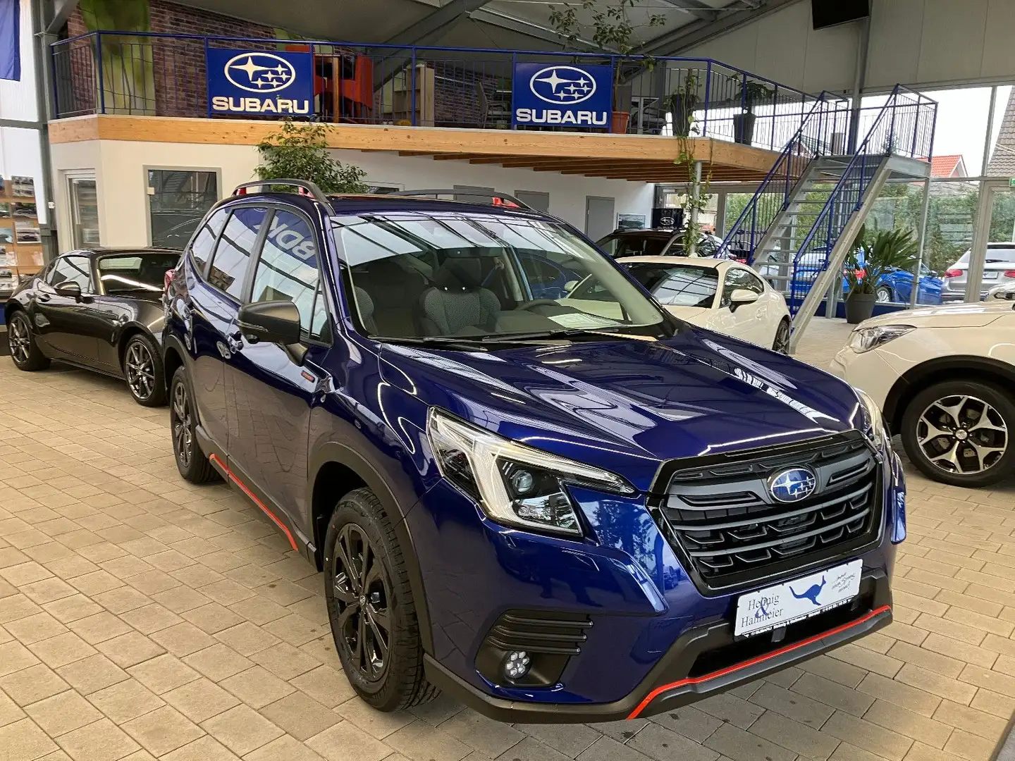 Subaru Forester 2.0ie EDIT. EXCLUSIVE CROSS  Modell 24 Blauw - 1
