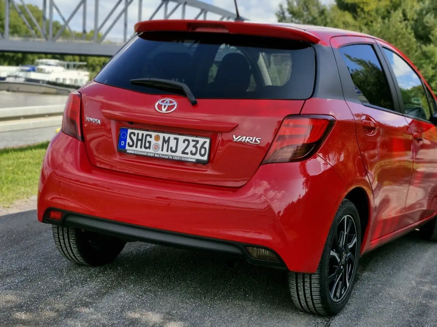 Toyota Yaris S Rot - 2
