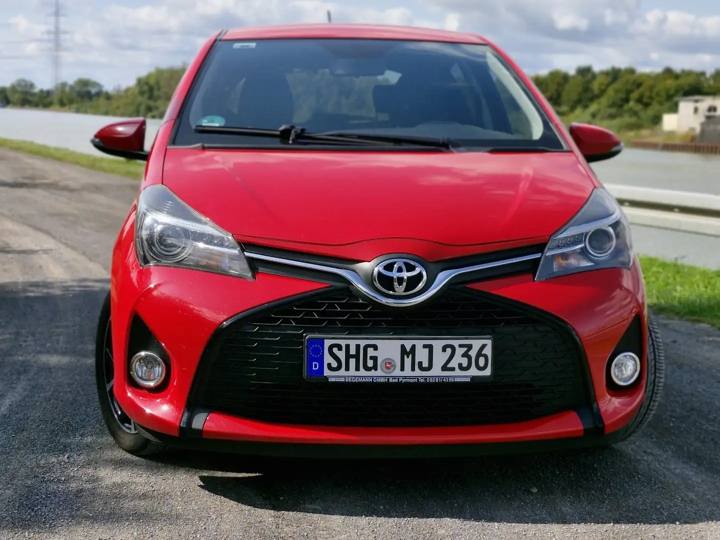 Toyota Yaris S Rot - 1