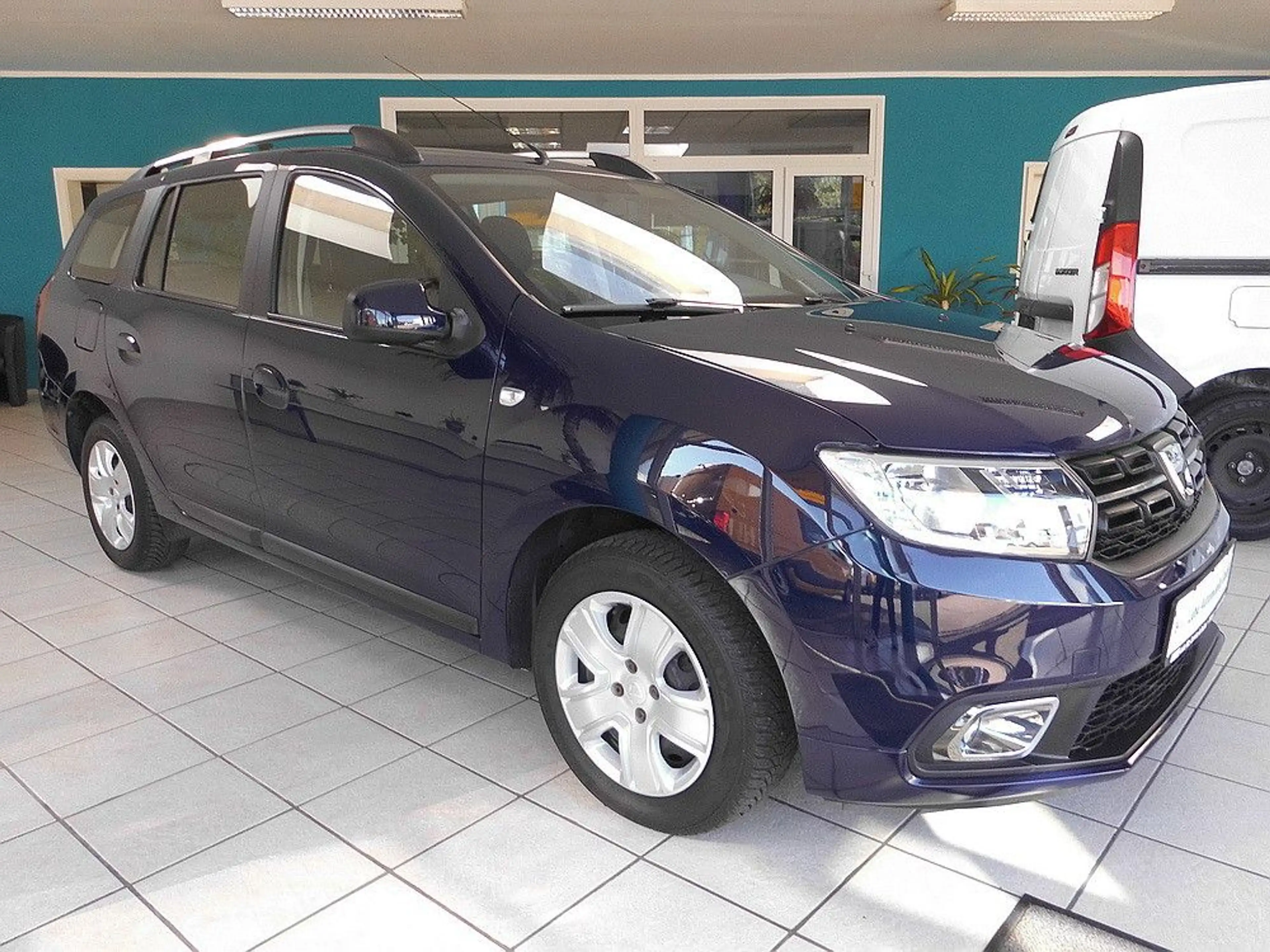 Dacia Logan MCV II Kombi Laureate 1.Hand Orig. 14tkm. — photo 2