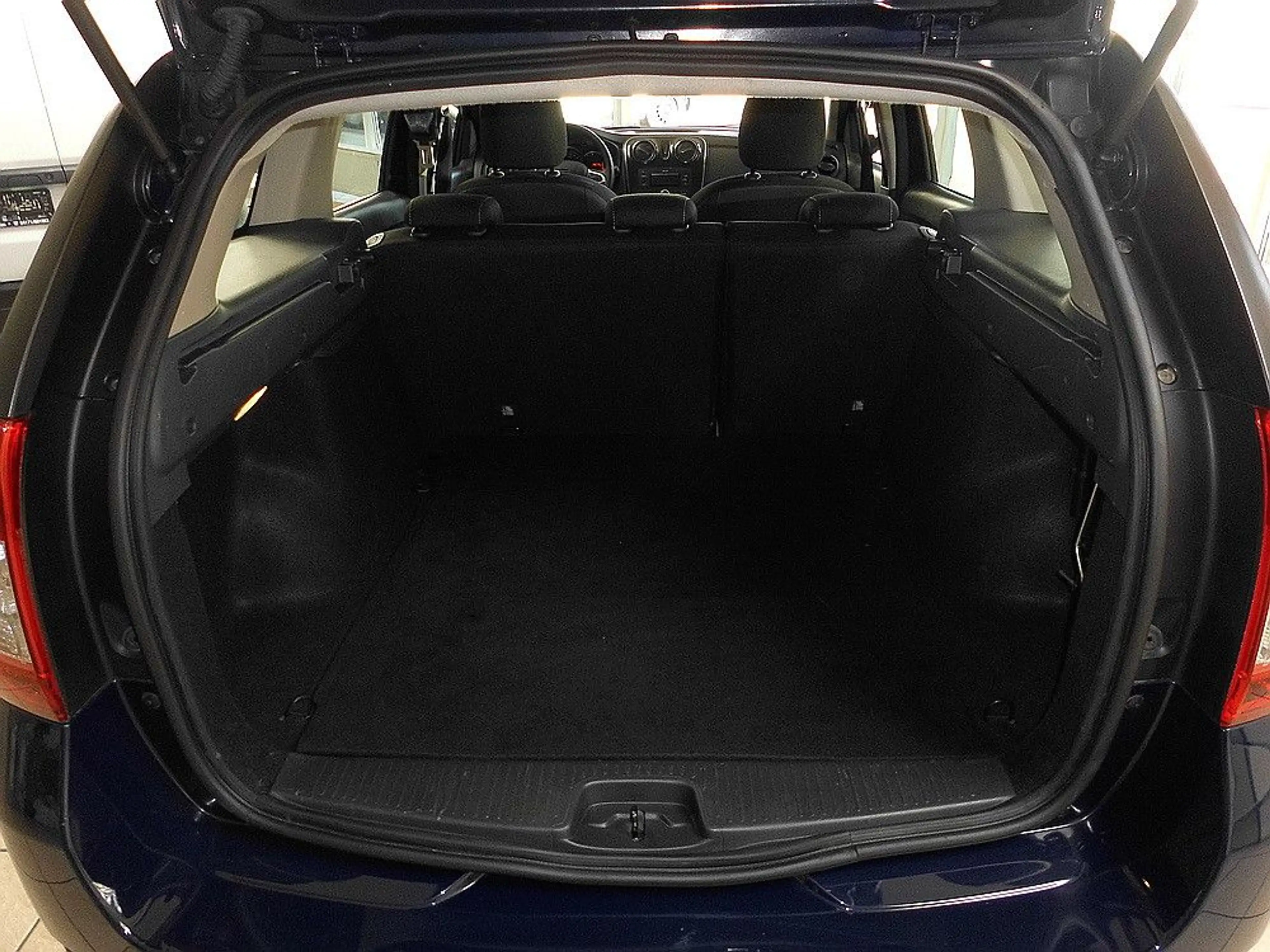Dacia Logan MCV II Kombi Laureate 1.Hand Orig. 14tkm. — photo 7