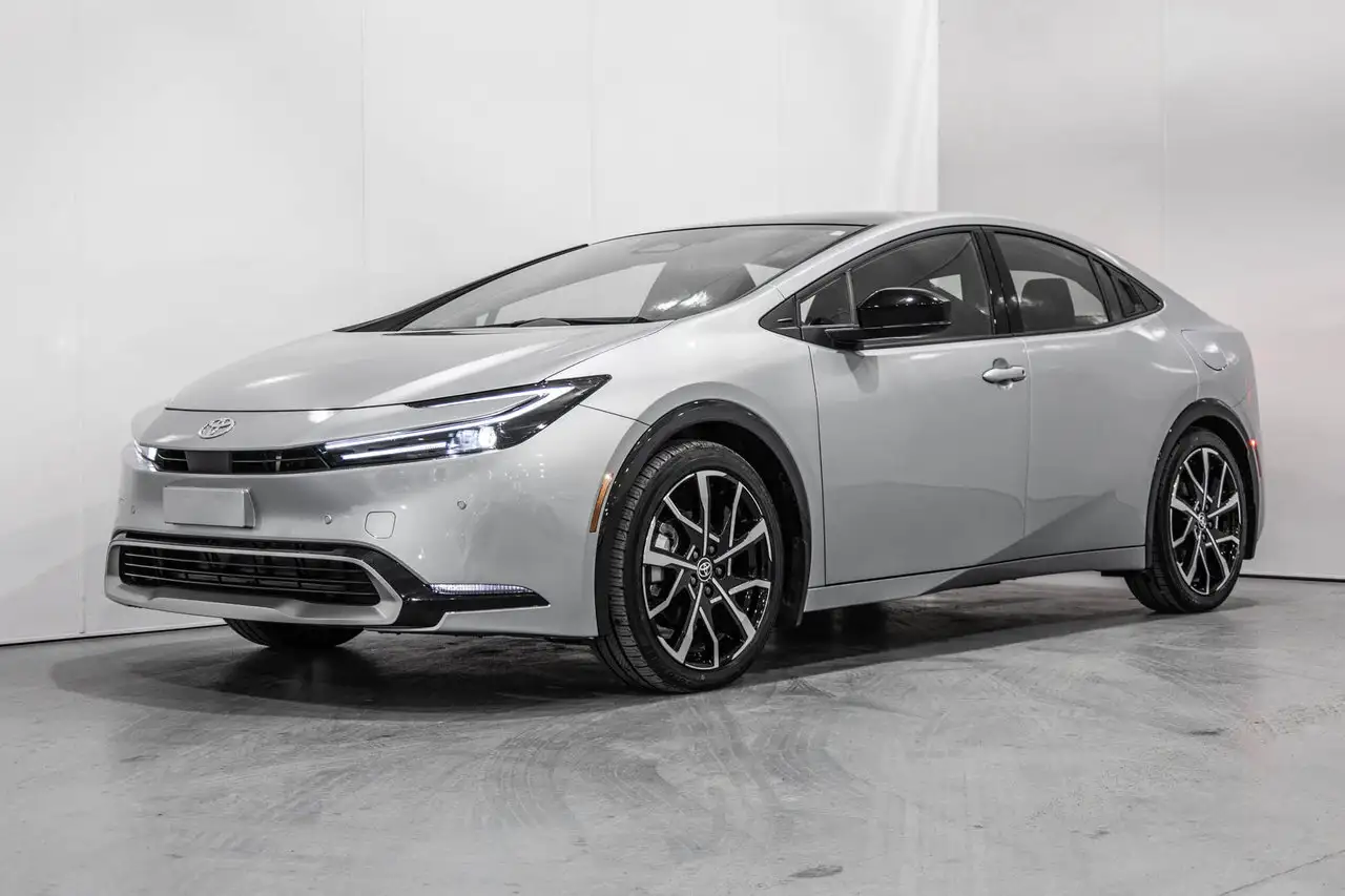 2025 Toyota Prius