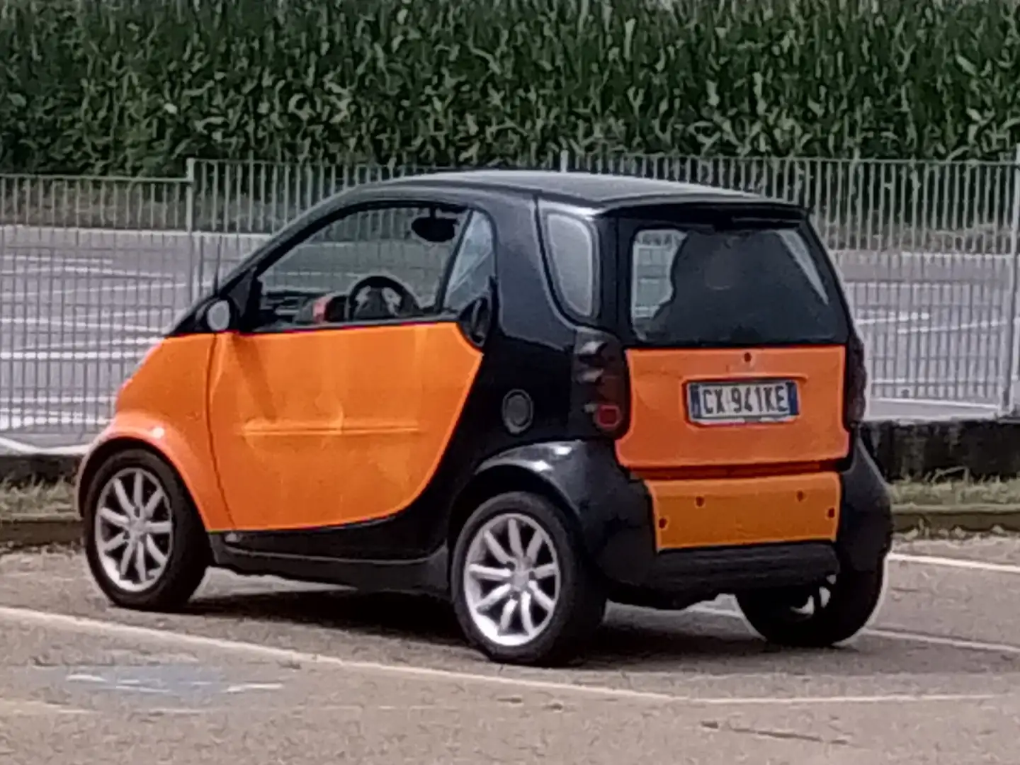 smart city-coupé/city-cabrio motore rigenerato a 240000km Oranje - 2