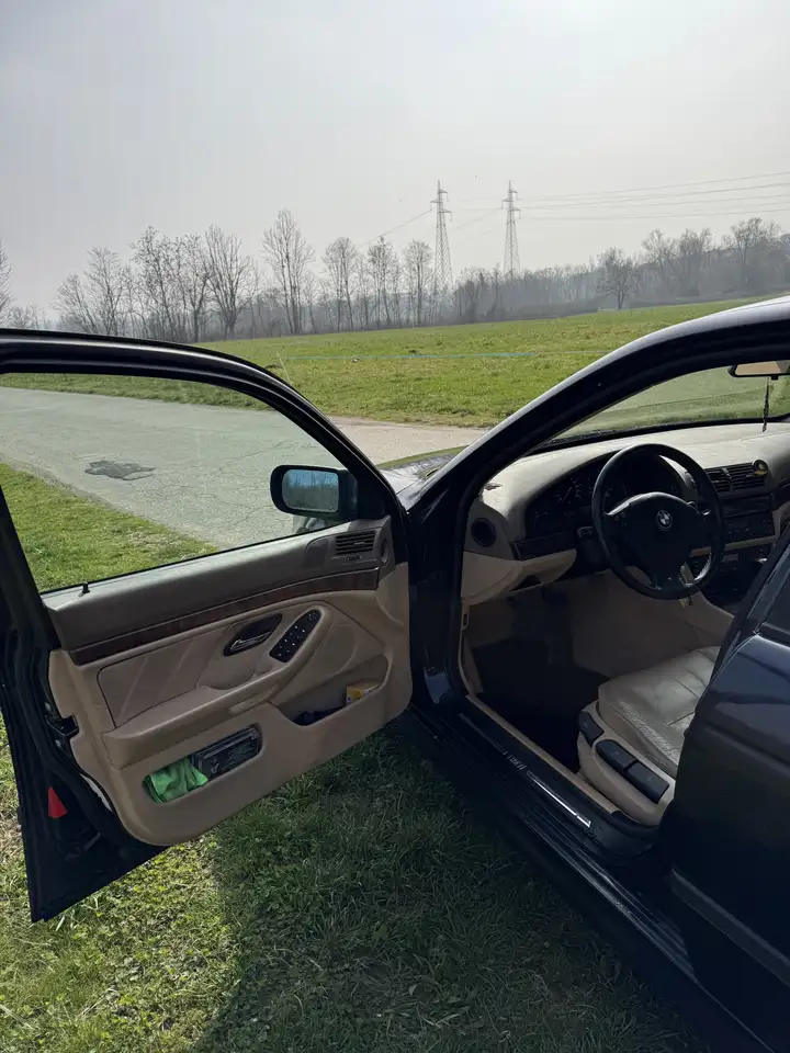 BMW 528i Attiva, foto 8
