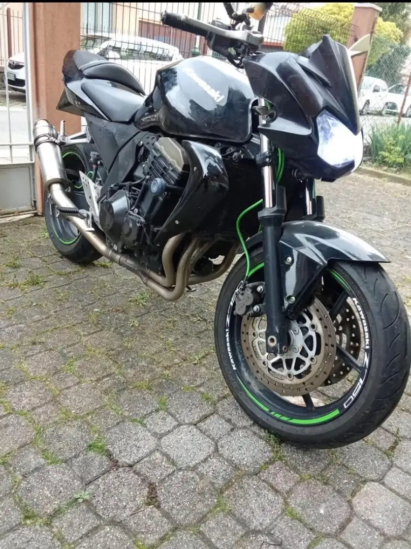 Kawasaki ZR 750 J Negro - 1