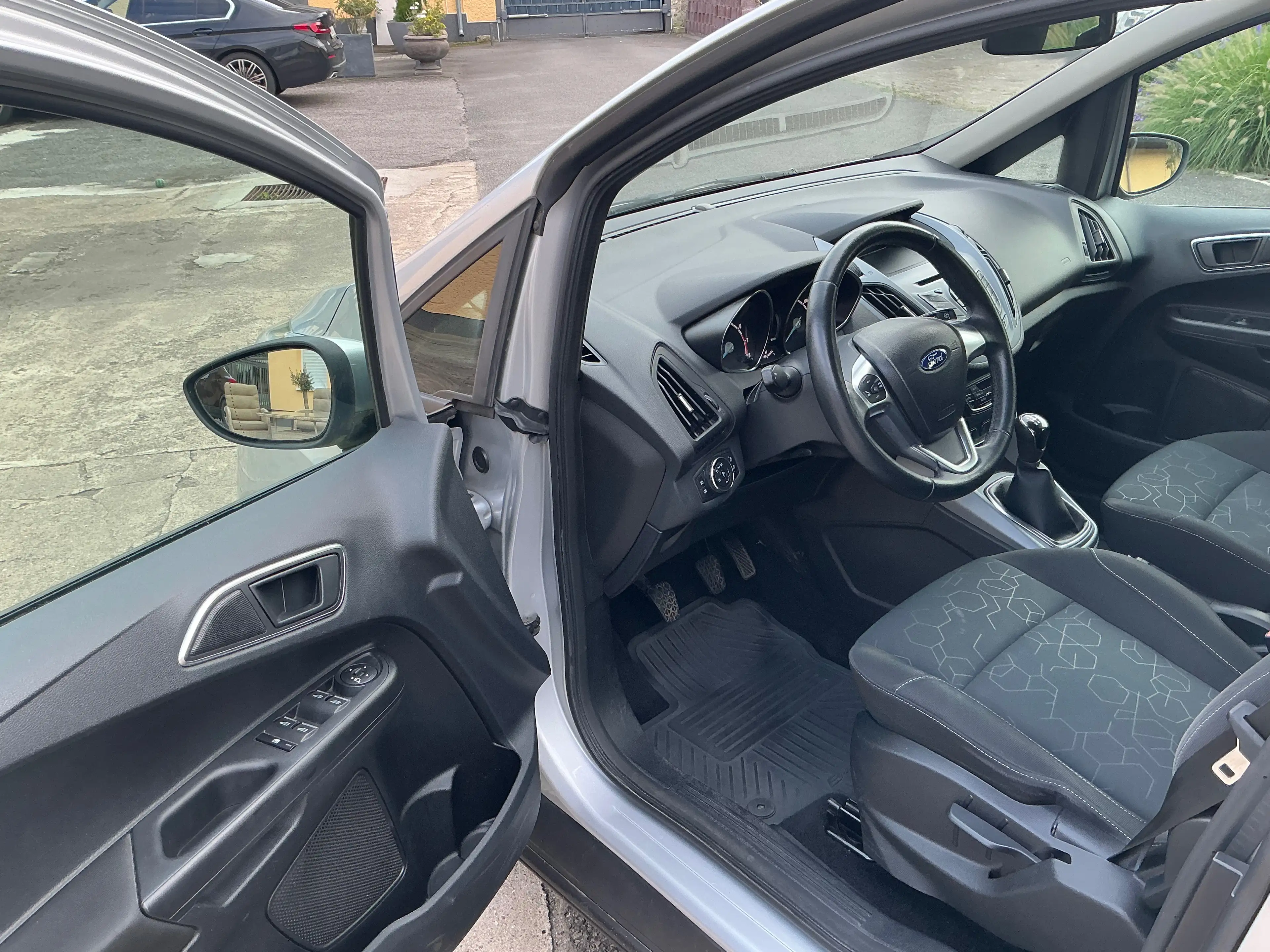 Ford B-Max B-MAX 1.0 EcoBoost Colourline — photo 8