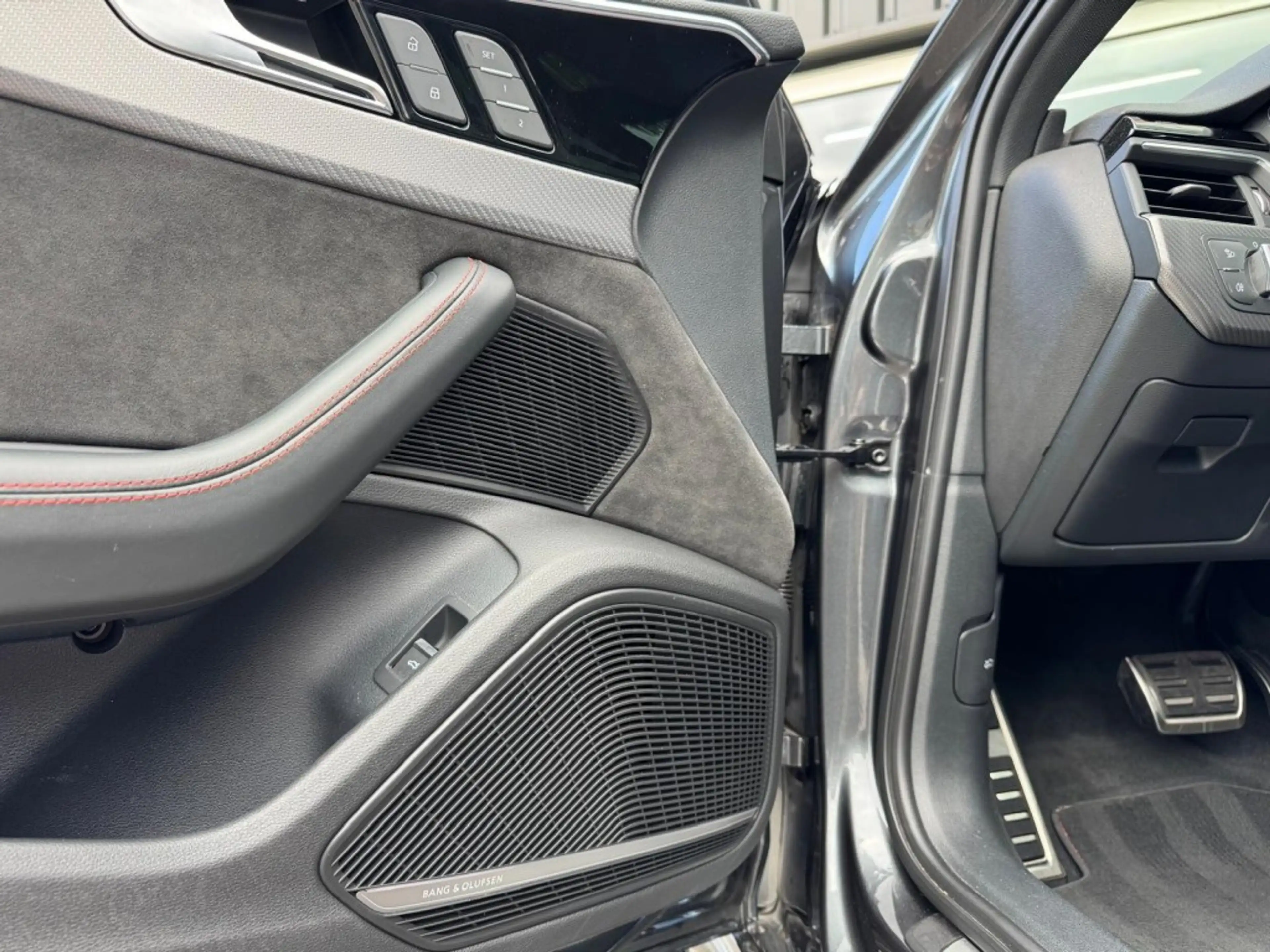 Audi RS4 2.9 TFSI RS4 QUATTRO Keramisch B&O Pano HUD Massag — photo 27