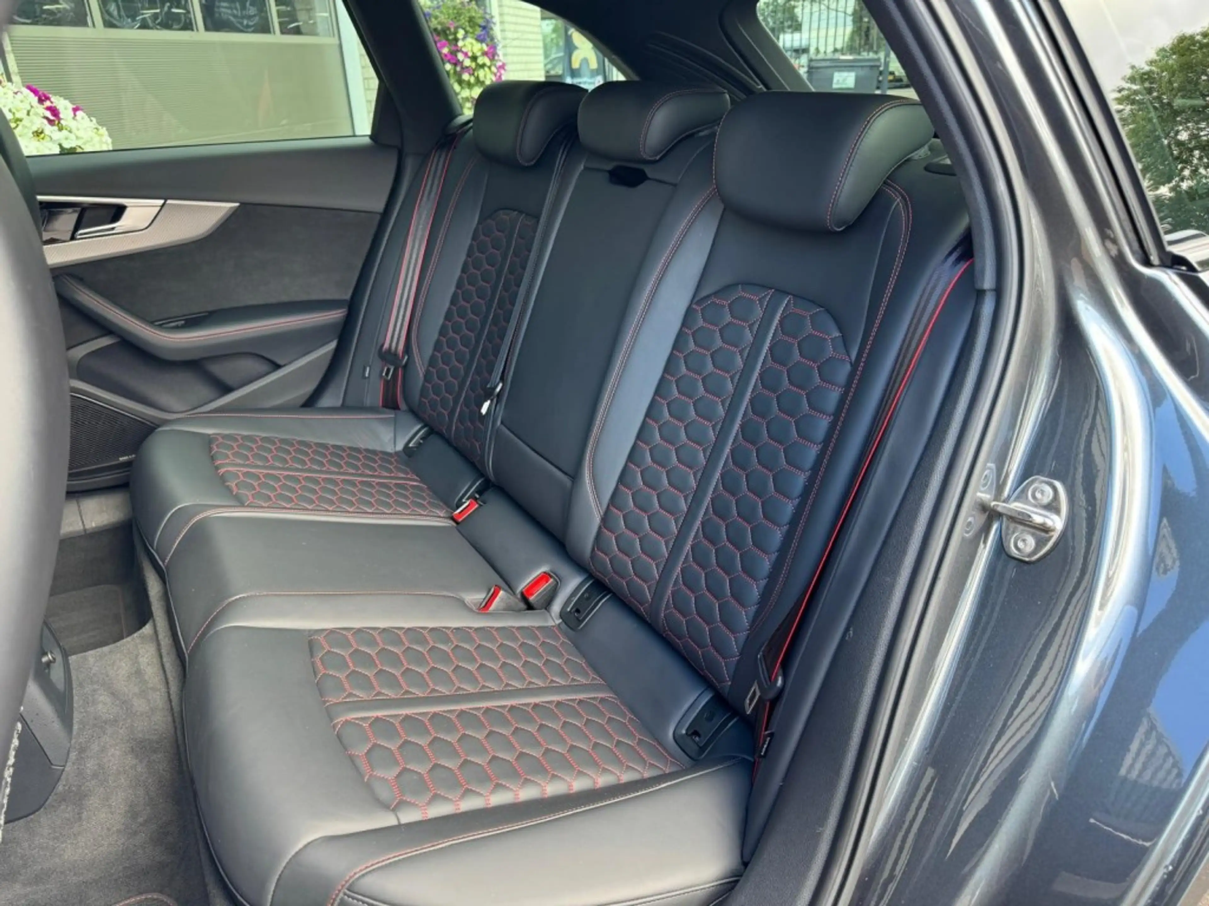 Audi RS4 2.9 TFSI RS4 QUATTRO Keramisch B&O Pano HUD Massag — photo 31
