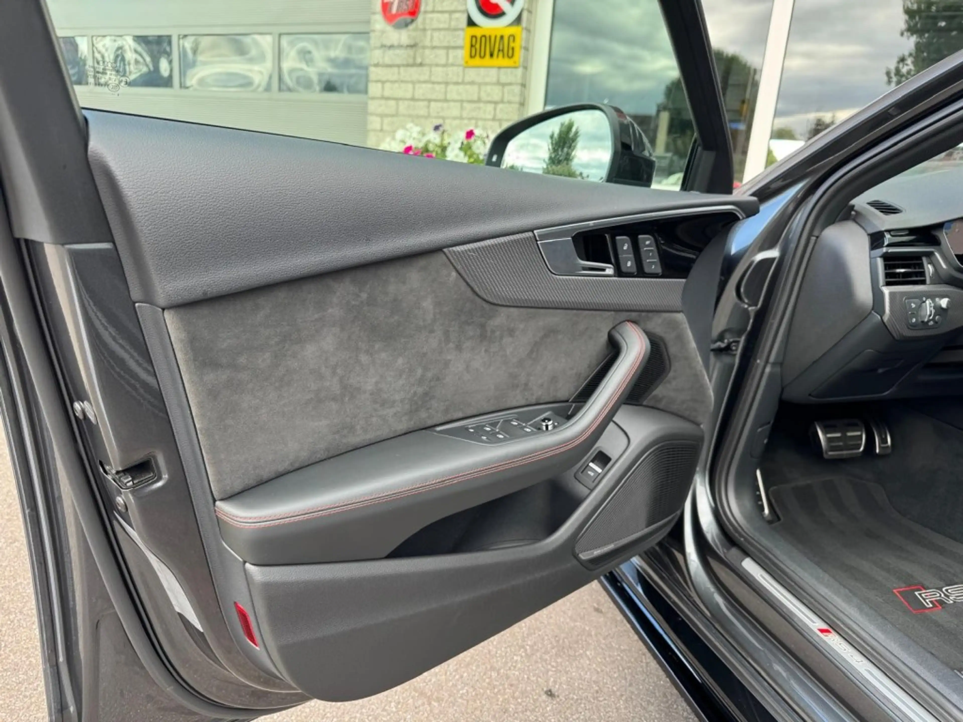 Audi RS4 2.9 TFSI RS4 QUATTRO Keramisch B&O Pano HUD Massag — photo 26