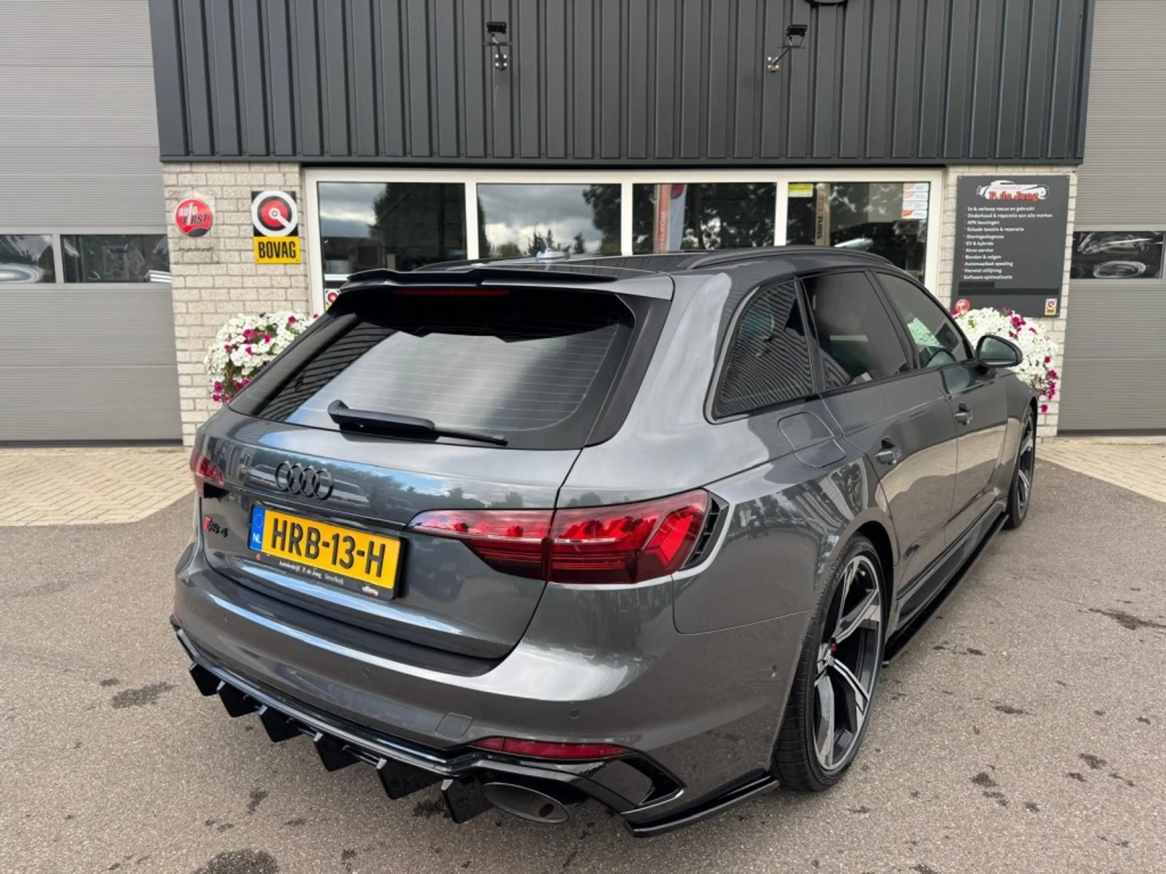 Audi RS4 2.9 TFSI RS4 QUATTRO Keramisch B&O Pano HUD Massag — photo 17