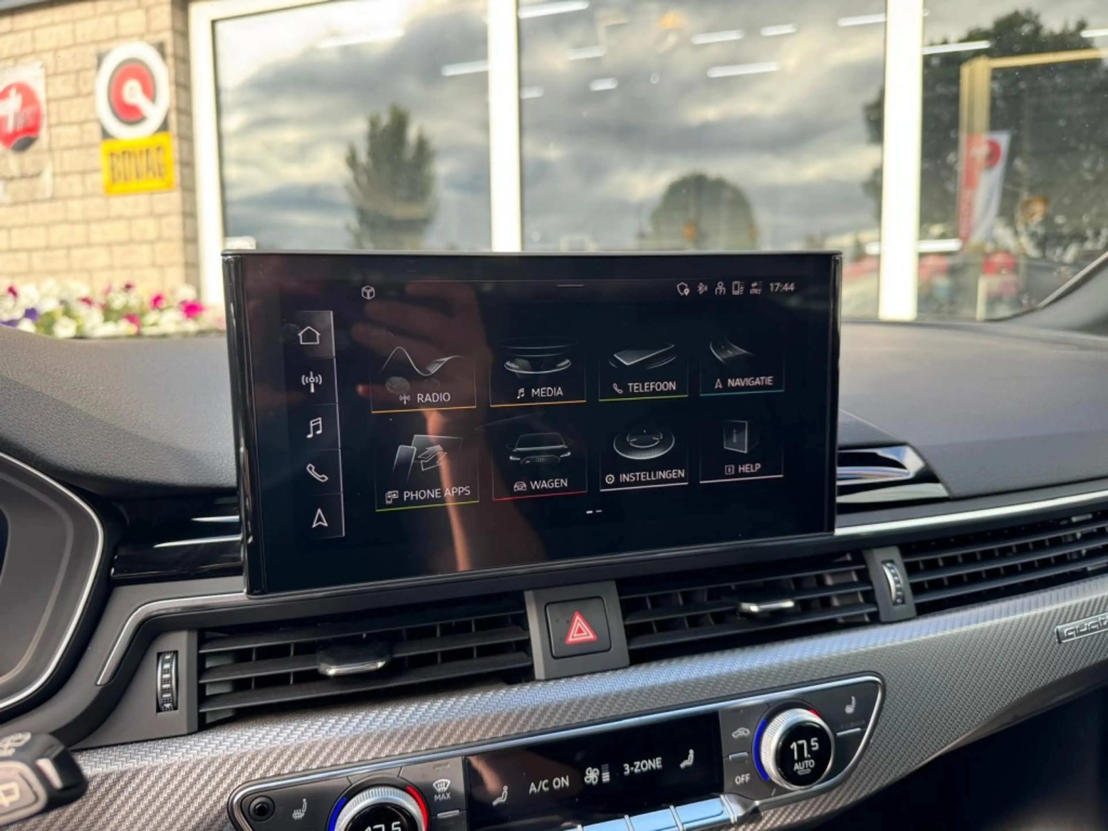 Audi RS4 2.9 TFSI RS4 QUATTRO Keramisch B&O Pano HUD Massag — photo 43
