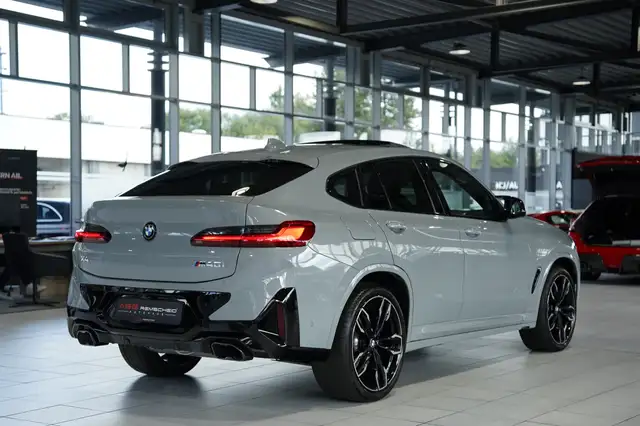 BMW X4 M view 8