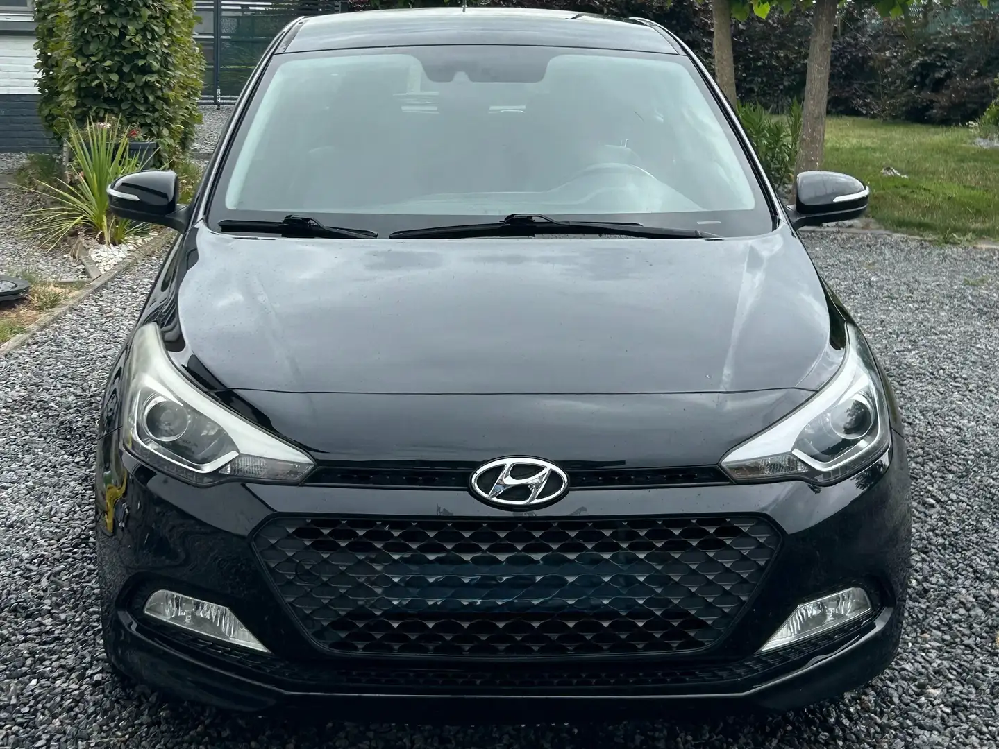 Hyundai i20 i20 1.1 CRDi Classic Noir - 2